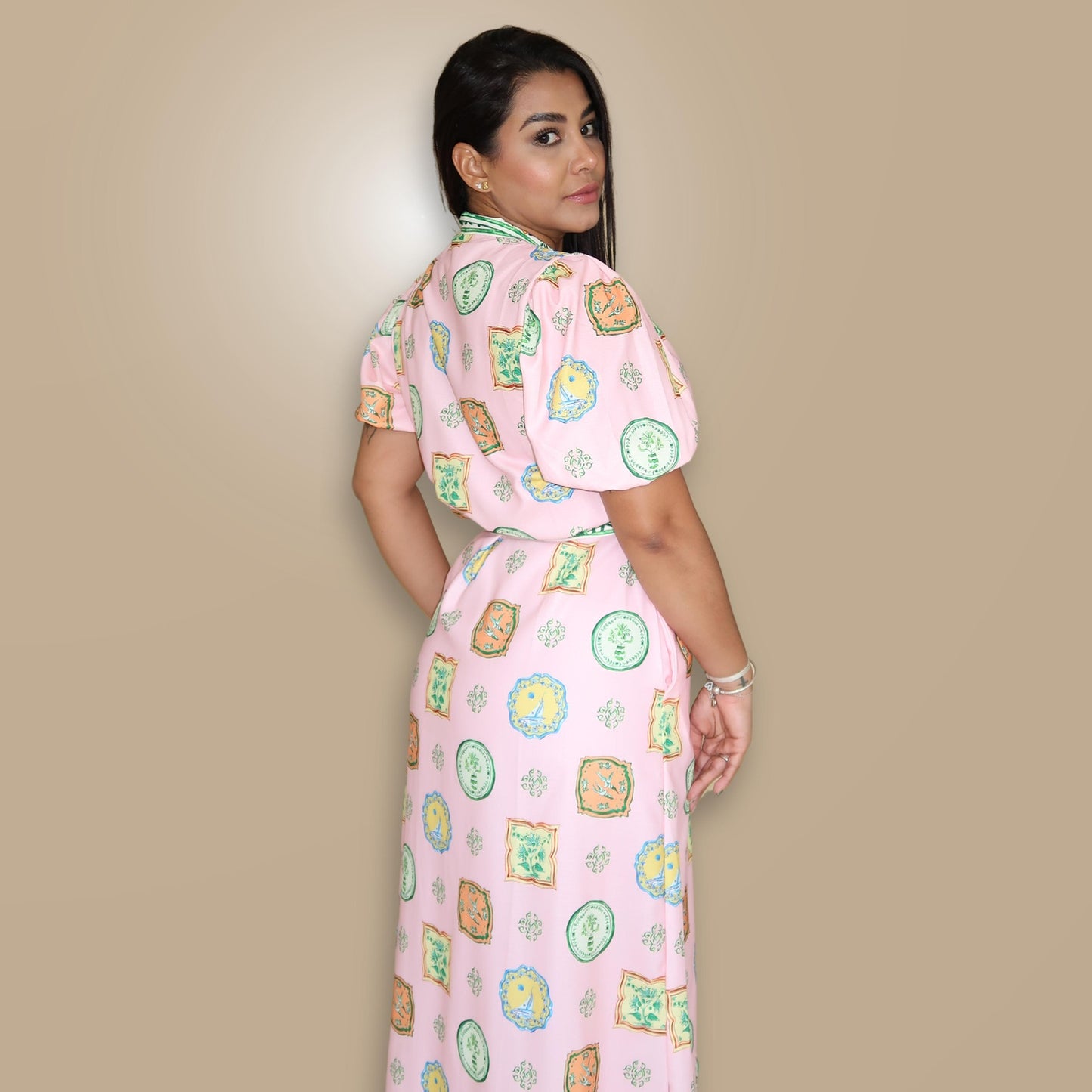 Vestido Rosa con Verde Estampado